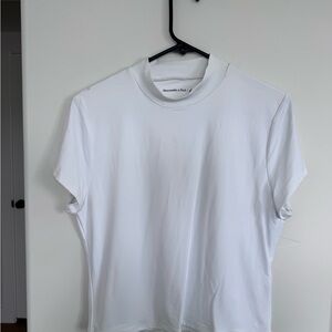Abercrombie & Fitch Women's White Short Sleeve Crew Tee